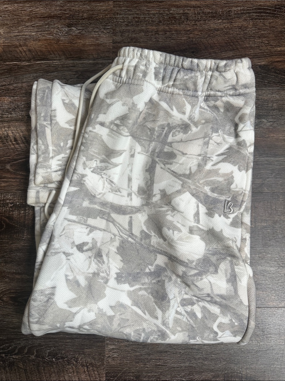 Buffbunny plush fleece straight leg sweatpants- snow camo